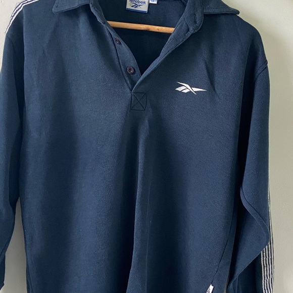 COPY - REEBOK // Vintage 90s Long Sleeve // M - Picture 2 of 4